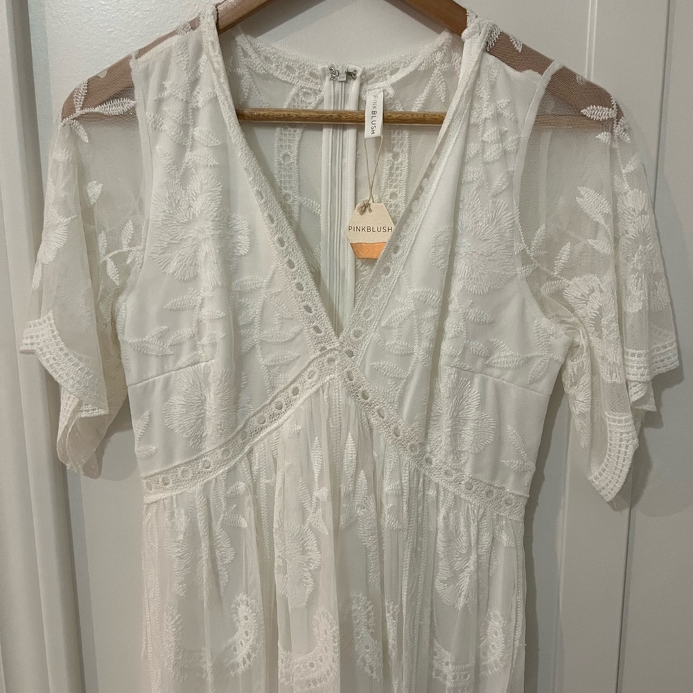 Maternity dress. Size M. Like new